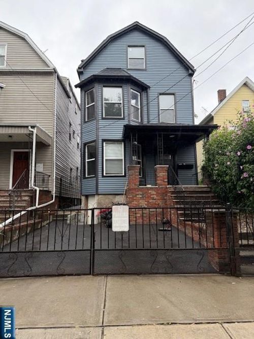 318 N 7th St, Newark, NJ, 07107-3685 | Card Image