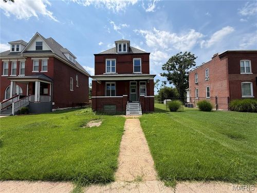 4806 Hammett Place, St Louis, MO, 63113 | Card Image