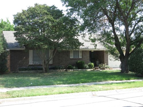 2029 Shenandoah Dr, Carrollton, TX, 75007-5434 | Card Image