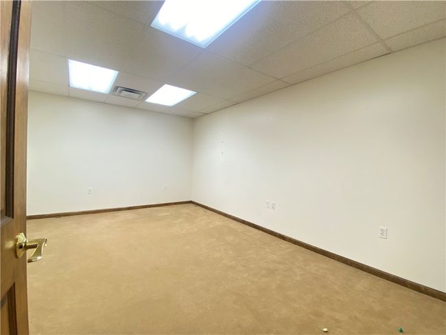 Office 2 | Image 10