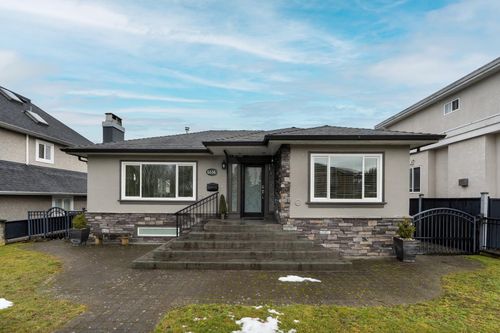 5516 Clarendon St, Vancouver, BC, V5R3J9 | Card Image