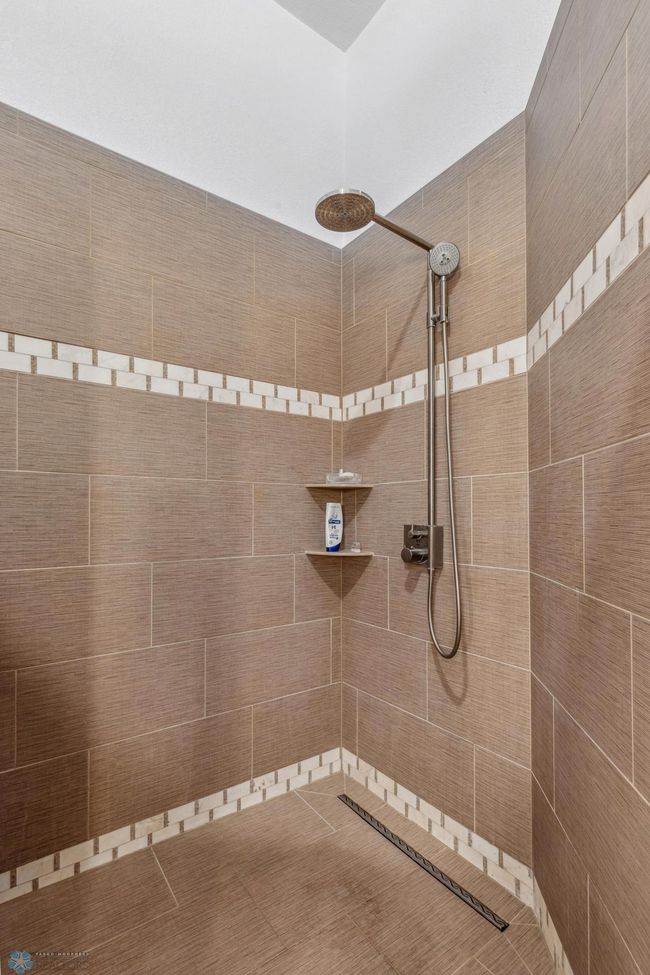 Master shower | Image 31