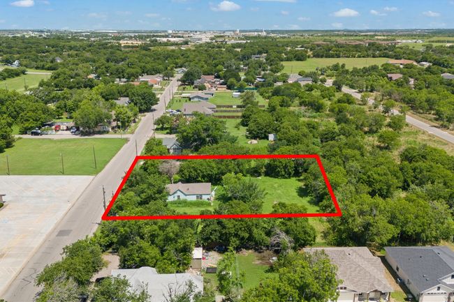 1010 Chase Ave, House other with 0 bedrooms, 0 bathrooms and null parking in Cleburne TX | Image 4