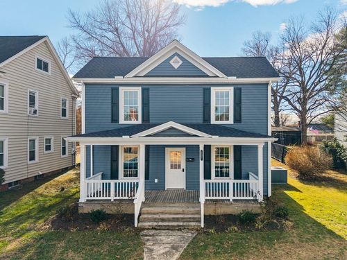 207 Oliver Ave, Crewe, VA, 23930-1309 | Card Image