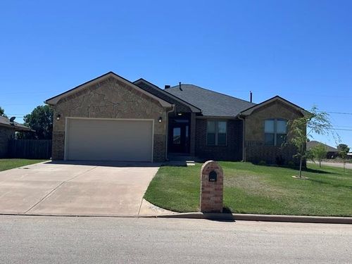 4201 Midland Ave, Snyder, TX, 79549-5615 | Card Image