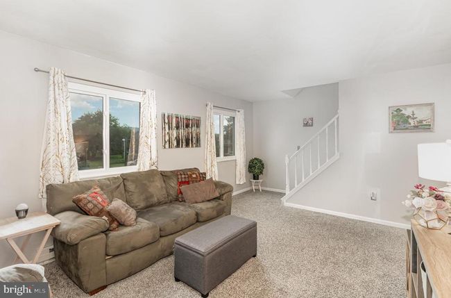 270 Broad St, Townhouse with 3 bedrooms, 2 bathrooms and null parking in HIGHSPIRE PA | Image 8