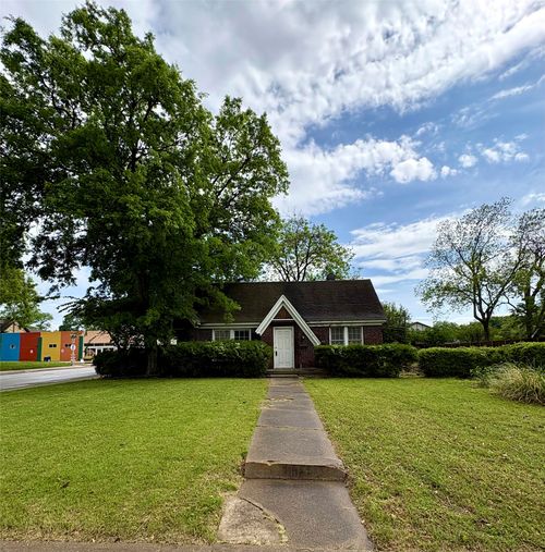 5646 Monticello Avenue, Dallas, TX, 75206 | Card Image