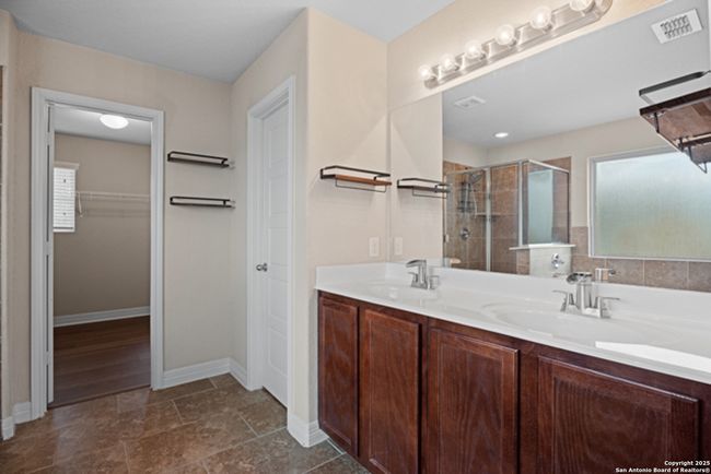 105 Highland Pl, House other with 4 bedrooms, 3 bathrooms and null parking in Cibolo TX | Image 17