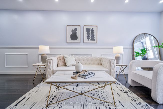 57 Stauffer Cres, House attached with 3 bedrooms, 4 bathrooms and 2 parking in Markham ON | Image 4