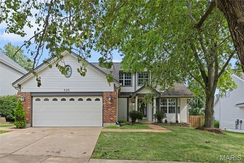 525 Audubon Place Ct, Manchester, MO, 63021-4304 | Card Image