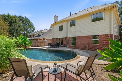 15242 Shapiro Springs Ln, Houston, TX, 77095-2170 | Card Image