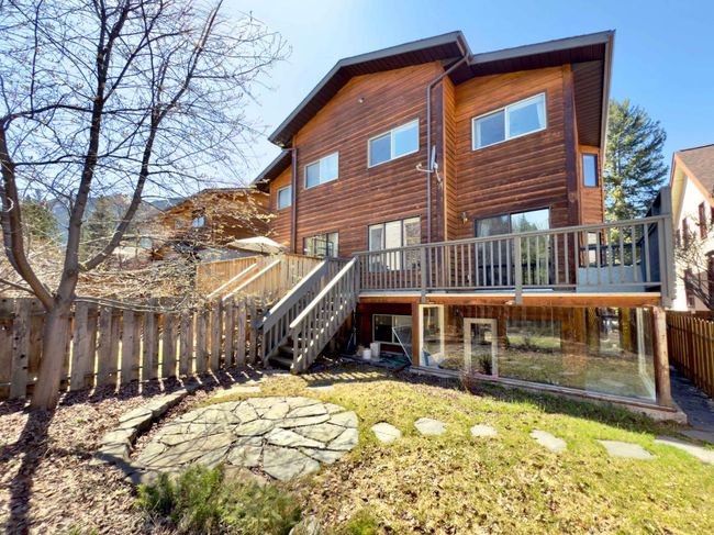 B - 116 Otter, Home with 5 bedrooms, 4 bathrooms and 3 parking in Banff AB | Image 34