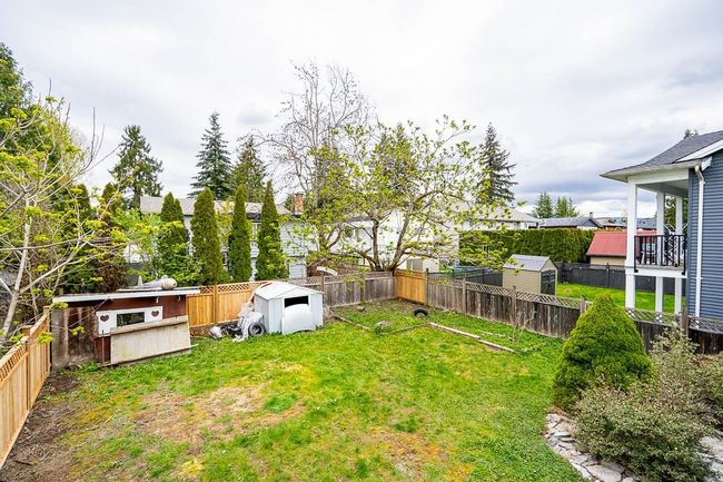 22945 117 Avenue, House other with 4 bedrooms, 3 bathrooms and 3 parking in Maple Ridge BC | Image 27