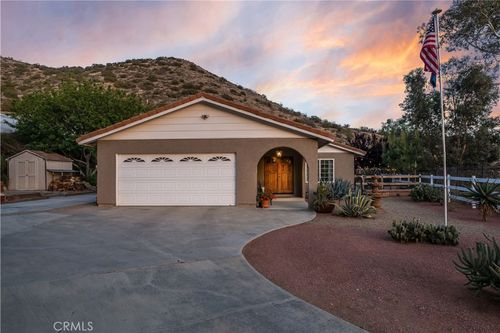 33660 White Feather Rd, Acton, CA, 93510 | Card Image