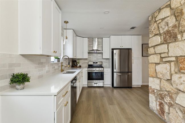 3012 Monument Dr, House other with 4 bedrooms, 2 bathrooms and 2 parking in Round Rock TX | Image 8