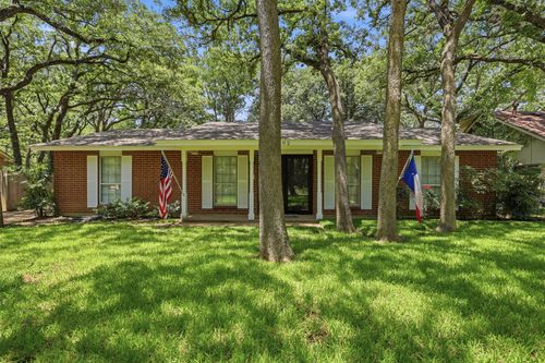 3702 Hastings Dr, Arlington, TX, 76013-1926 | Card Image