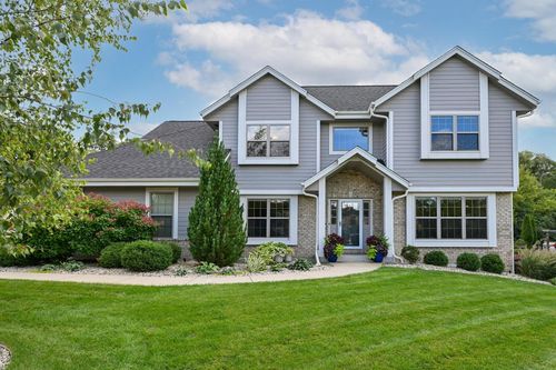 N25W27171 Orchard Lane, Pewaukee, WI, 53072 | Card Image