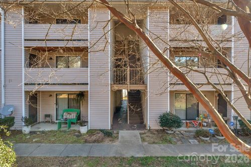7530 Pebblestone Drive, Charlotte, NC, 28212 | Card Image