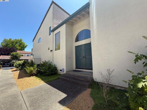d1-4374 Valley Ave, Pleasanton, CA, 94566-5574 | Card Image