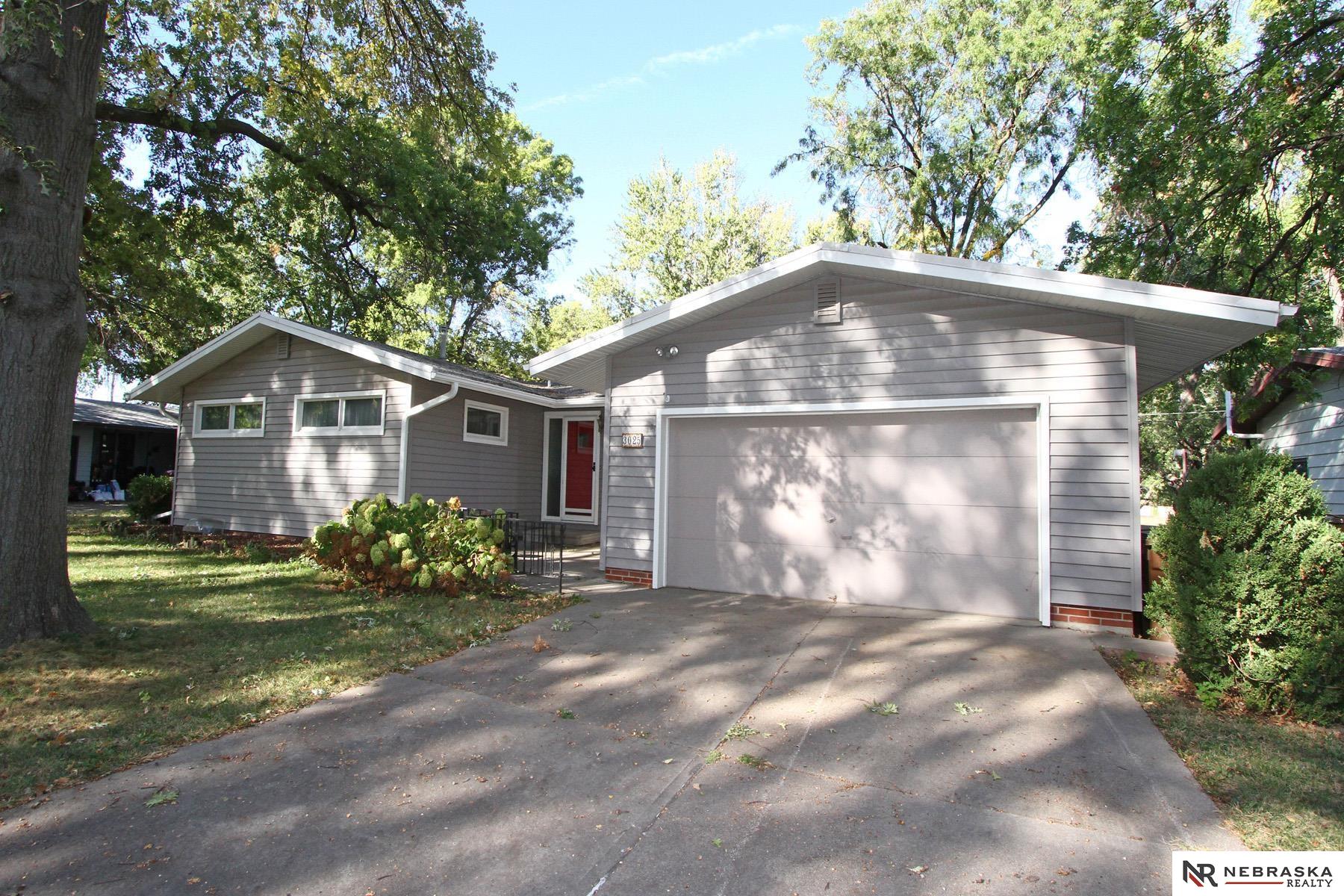 63rd St, Lincoln, NE 68507