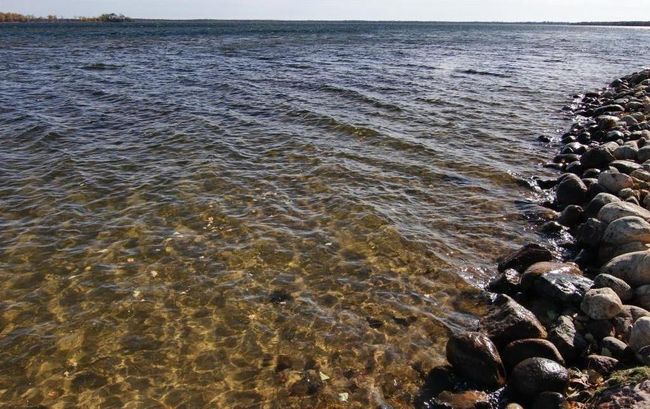 Pelican Lake.jpg | Image 32