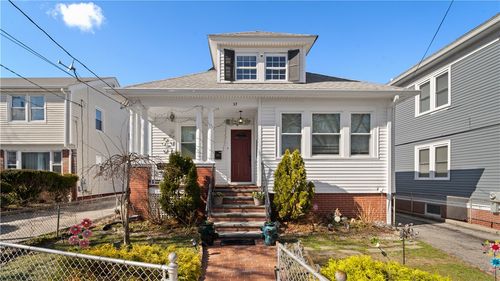 27 Shafter St, Providence, RI, 02909-3805 | Card Image