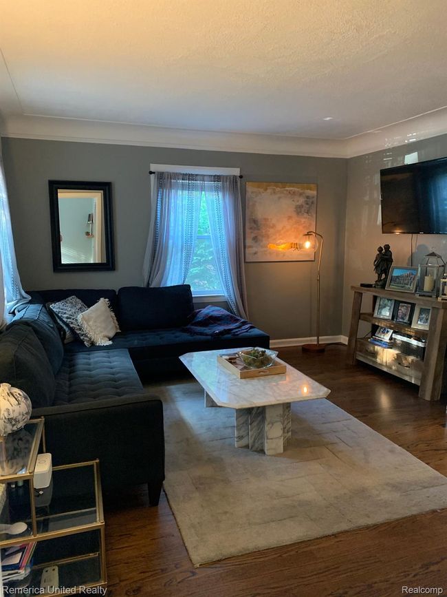 617 S Edison Ave, House other with 3 bedrooms, 2 bathrooms and null parking in Royal Oak MI | Image 4