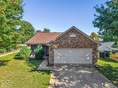 2361 Cedarmill Dr, Franklin, IN, 46131-6803 | Card Image