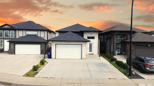 239 Bentley Crt, Saskatoon, SK, S7L6L4 | Card Image