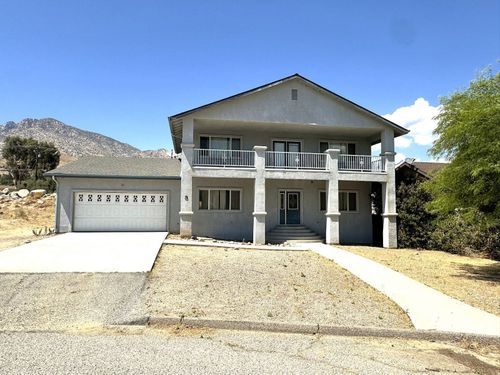 5 Shadowglen Way, Wofford Heights, CA, 93285-9573 | Card Image