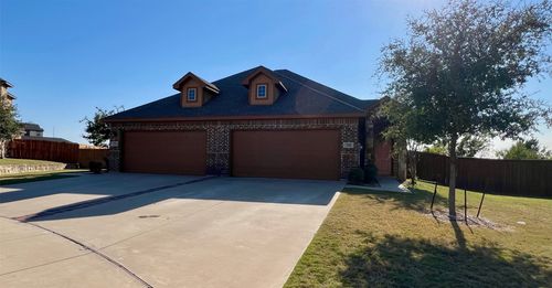 1048 W Sierra Vista Ct, Midlothian, TX, 76065-3840 | Card Image