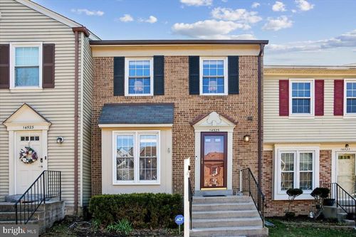 14525 Four Chimney Dr, CENTREVILLE, VA, 20120-3237 | Card Image