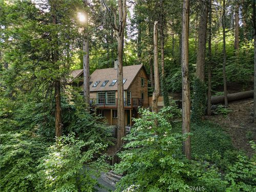 667 Dogwood Dr, Lake Arrowhead, CA, 92352 | Card Image