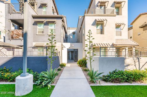 207-300 N Gila Springs Blvd, Chandler, AZ, 85226-2727 | Card Image