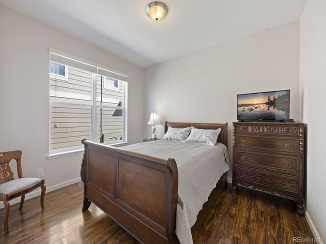 Main floor guest bedroom #1 | Image 18
