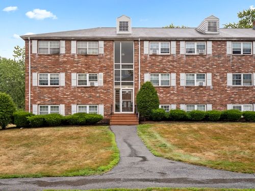 apt-8-88 Edgelawn Ave, North Andover, MA, 01845-4473 | Card Image