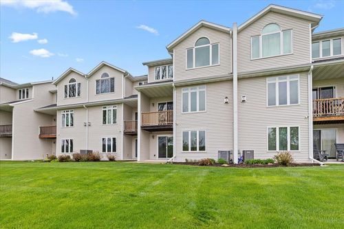 769 Green Bay Dr, MAYVILLE, WI, 53050-1759 | Card Image