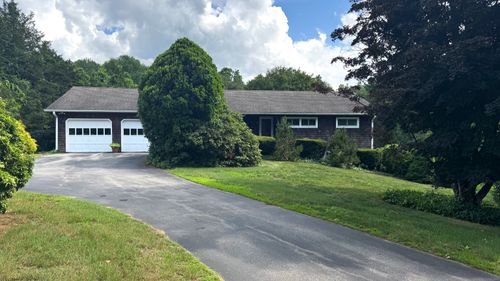 70 River Rd, Preston, CT, 06365-8023 | Card Image