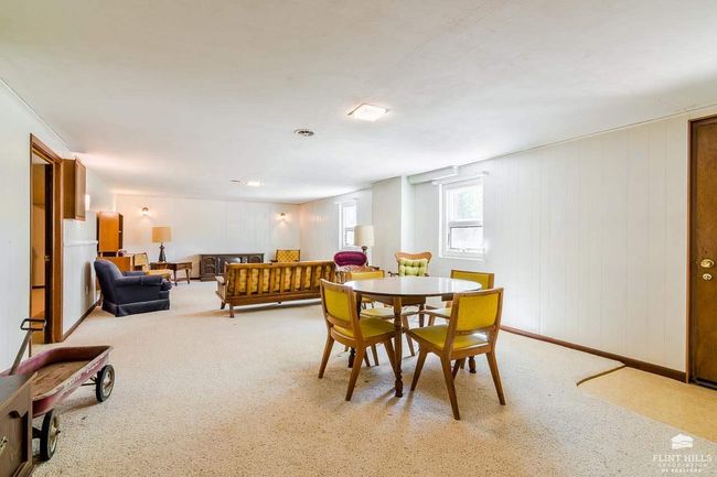 1505 Grandview Dr, House other with 3 bedrooms, 2 bathrooms and null parking in Wamego KS | Image 14