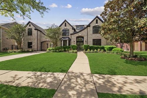 2811 Waters Lake Ln, Missouri City, TX, 77459-6700 | Card Image
