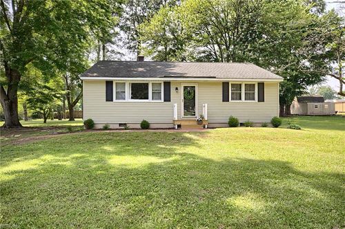 7284 Farinholt St, Gloucester, VA, 23061-5156 | Card Image