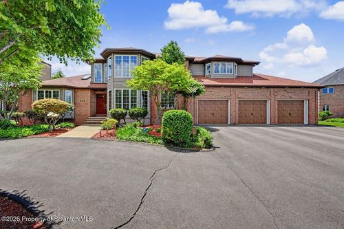 602 Hampton Road, South Abington Twp, PA, 18411 | Card Image
