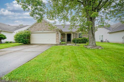 7724 Blackthorn Dr, Indianapolis, IN, 46236-6511 | Card Image