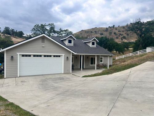 41955 Black Oak Dr, Three Rivers, CA, 93271-9647 | Card Image