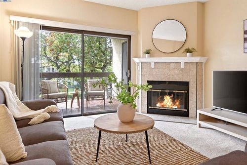 unit-334-39975 Cedar Blvd, Newark, CA, 94560-5336 | Card Image