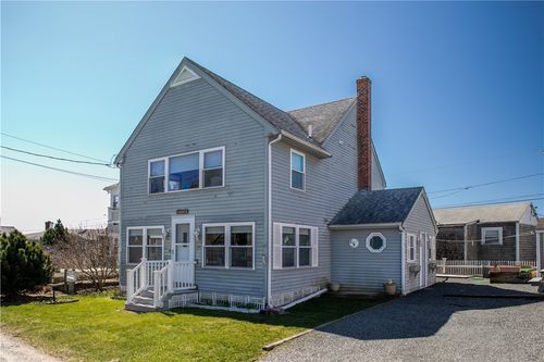 29 William Street, Tiverton, RI, 02878 | Card Image