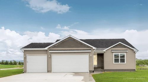 4005 Broomfield Dr, Cedar Falls, IA, 50613-9251 | Card Image