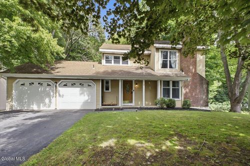 85 Southbury Rd, Clifton Park, NY, 12065-7718 | Card Image