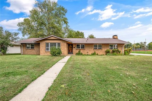 1900 W Emma Ave, Springdale, AR, 72762-3915 | Card Image