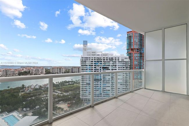 APT-2004 - 50 S Pointe Dr, Condo with 2 bedrooms, 3 bathrooms and null parking in Miami Beach FL | Image 20